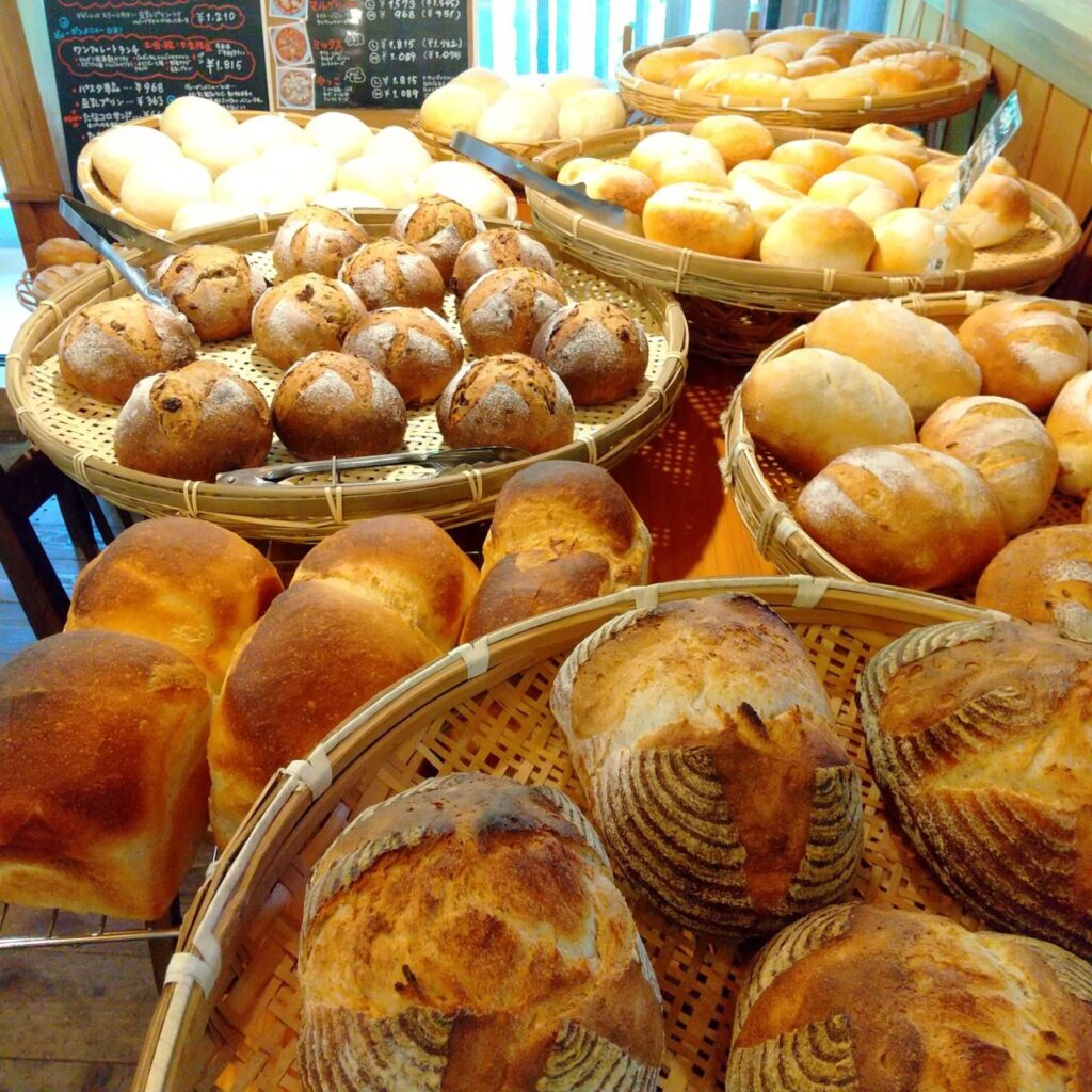 檜原村のたなごころvillageで売られている無添加のパン