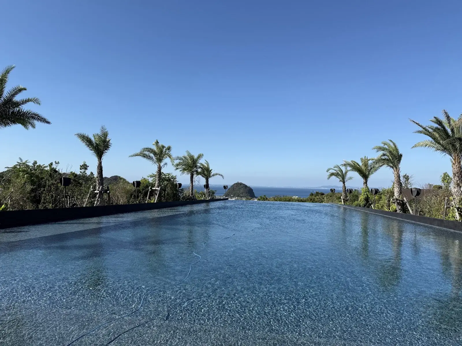 デッドプールバネッサ役 サイン入り六切り写真+大阪コミコン額縁付き