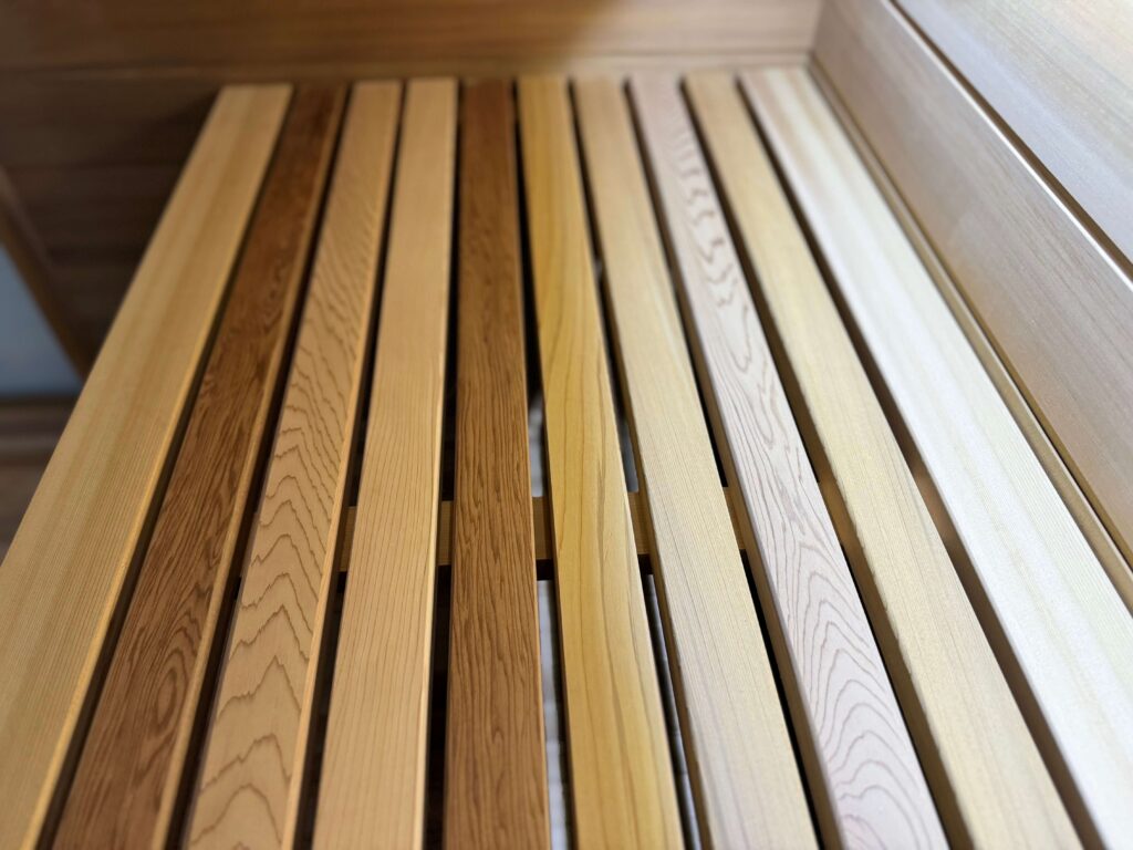 屋内用サウナレッドシダーベンチ