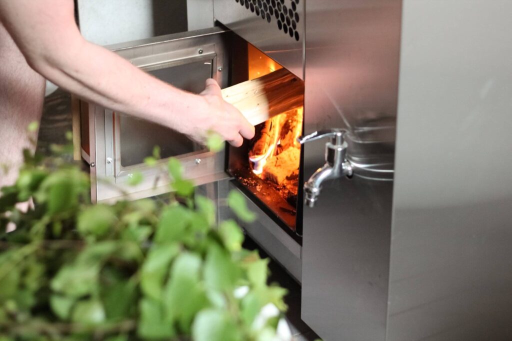 MONDEX 薪サウナストーブ