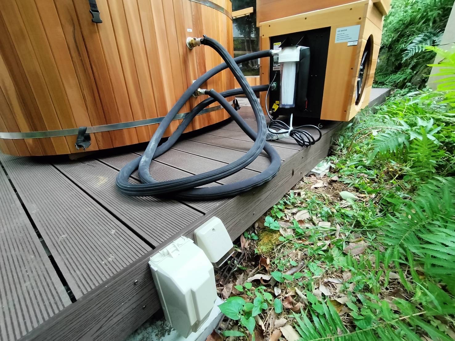 1名用チラー付きレッドシダーステンレス浴槽 水風呂