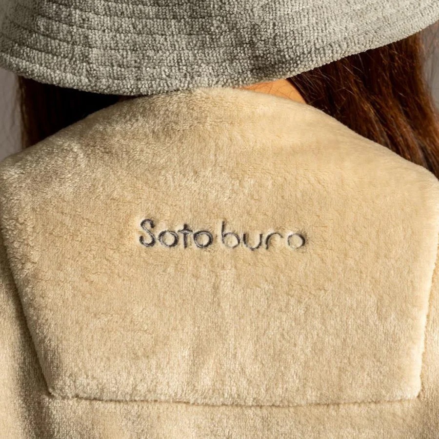 Sotoburo kimono robe