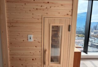 100V家庭用コンセント対応ストーブで家庭用サウナを設置いただきました。