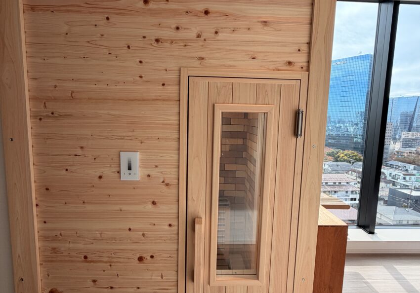 100V家庭用コンセント対応ストーブで家庭用サウナを設置いただきました。