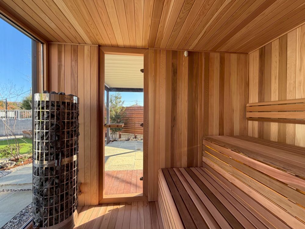 名古屋の個人邸にて外構と一体で楽しむ自宅サウナを導入いただきました。