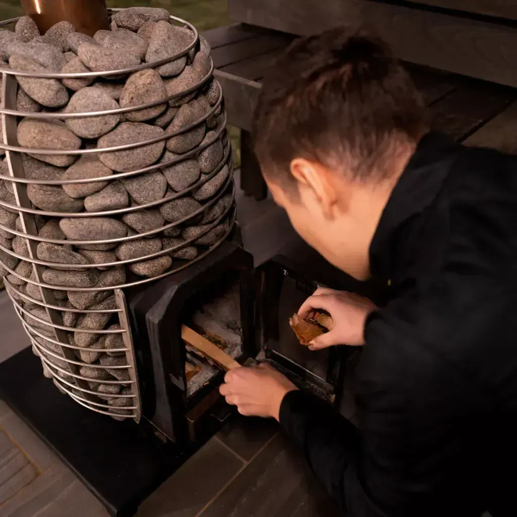 HIVE Wood 17 薪サウナストーブ 17kW