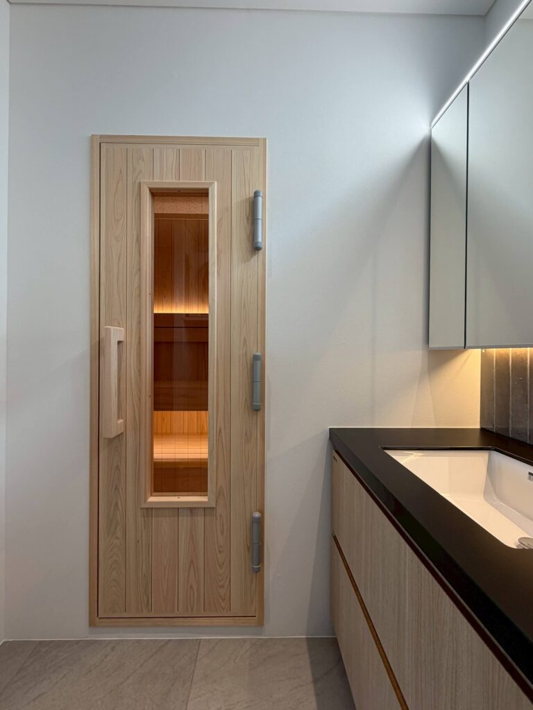 洗面所 ビルトイン 自宅サウナ導入事例