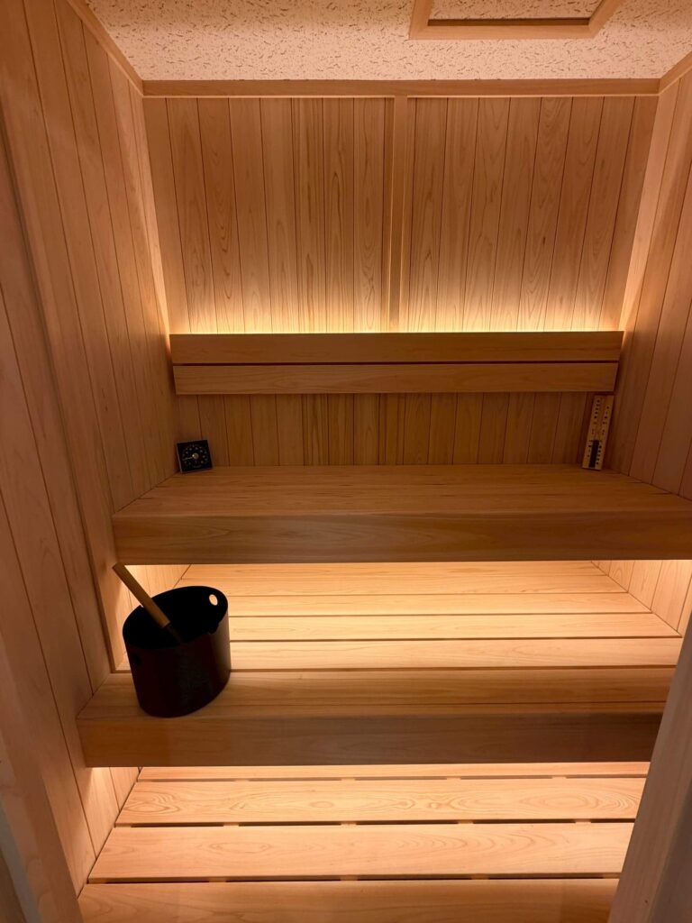 洗面所 ビルトイン 自宅サウナ導入事例
