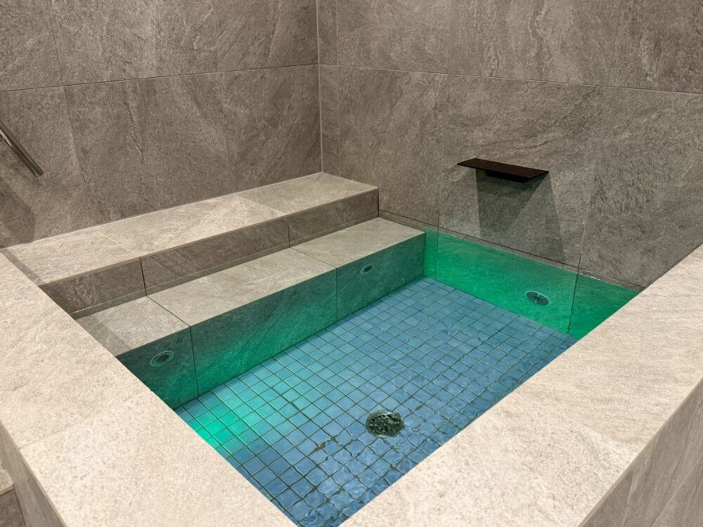 沖縄 温浴施設 屋内用サウナ 導入施工事例