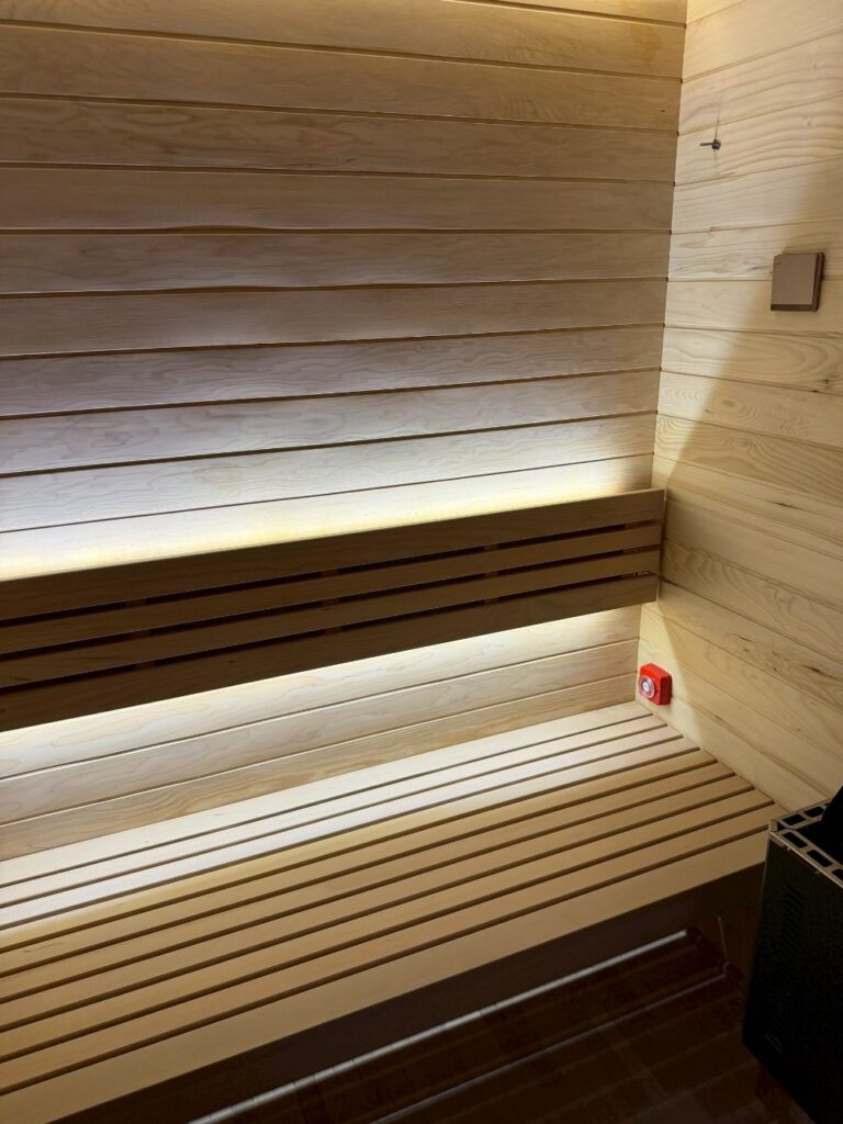 自宅サウナ サウナ非常ボタン搭載 屋内用 導入施工事例
