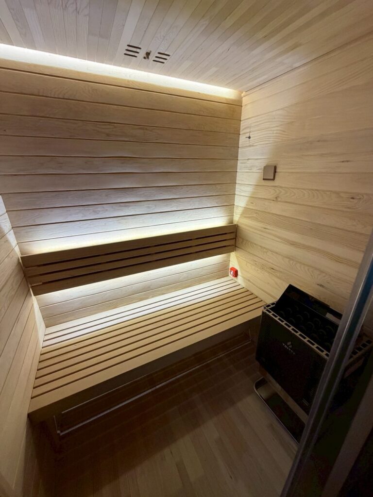 自宅サウナ サウナ非常ボタン搭載 屋内用 導入施工事例