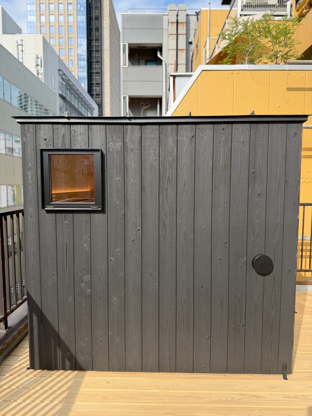 MMORI SAUNA YAKISUGI ～4名用 国産焼杉の屋外用サウナ