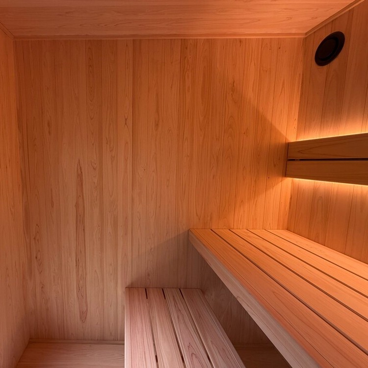 MMORI SAUNA YAKISUGI ～4名用 国産焼杉の屋外用サウナ